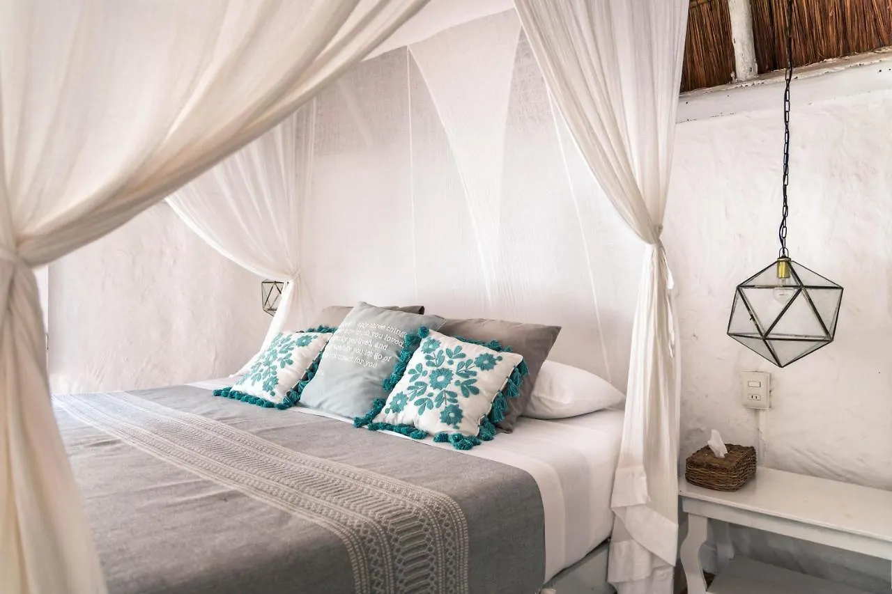 Hôtel Playa Mambo Eco Cabanas à Tulum