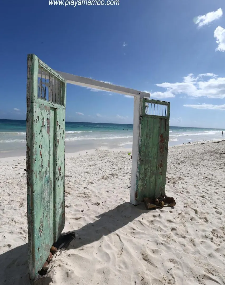 Hotel Playa Mambo Eco Cabanas Tulum